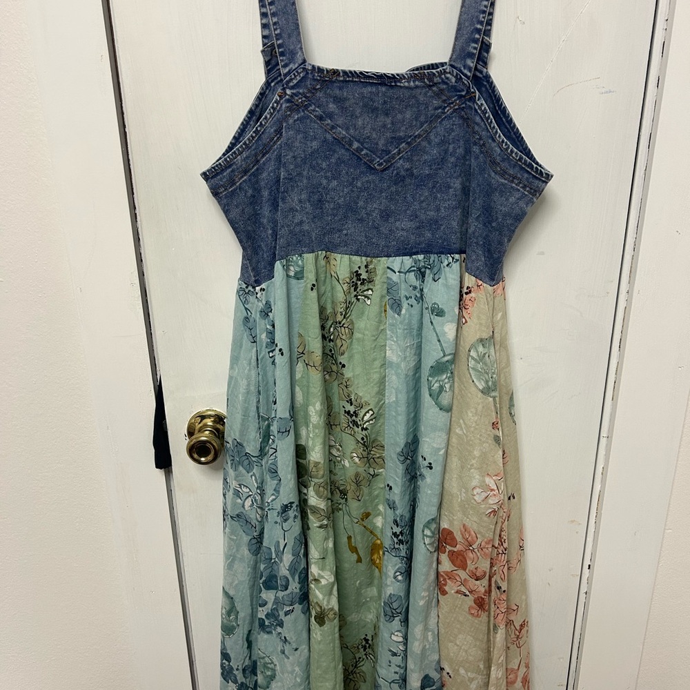 Davi & Dani Washed Denim Overall Dress in Blue - Picture 3 of 3